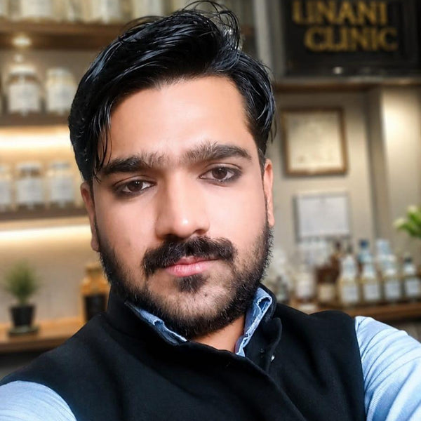 Dr. Tariq Raza